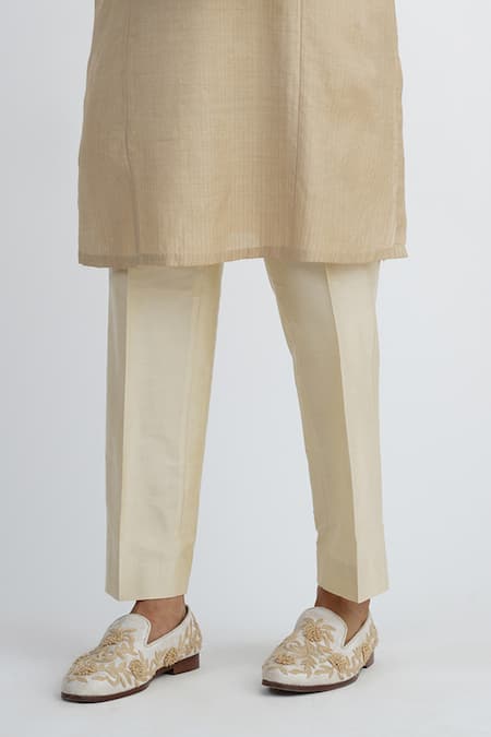 Sankalan - Men_Beige Dupion Silk Hand Embroidered Floral Bundi Jacket Set _at_Aza_Fashions