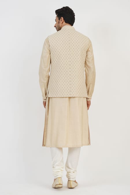 Sankalan - Men Beige Resham Embroidered Bundi Jacket Set 