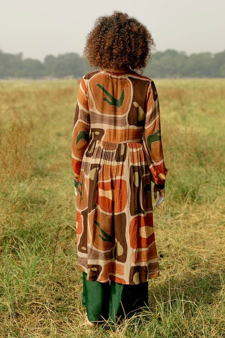 Label Shristi Chetani Slit In Style Geometric Print Gathered Anarkali & Palazzo Set 