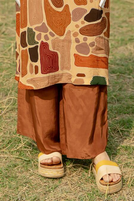 Buy_Label Shristi Chetani_Multi Color Crepe Sequins Round Come Abode Geometric Print Kurta And Palazzo Set _Online_at_Aza_Fashions