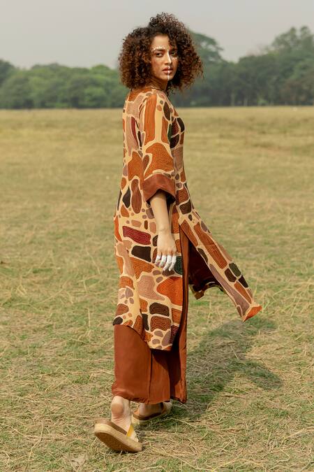 Label Shristi Chetani_Multi Color Crepe Sequins Round Come Abode Geometric Print Kurta And Palazzo Set _at_Aza_Fashions