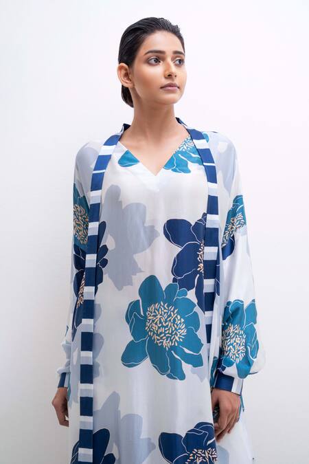 Buy_Rimi Nayak_Blue Modal, Satin Mandarin Collar Floral Print Kurta With Trouser _Online_at_Aza_Fashions