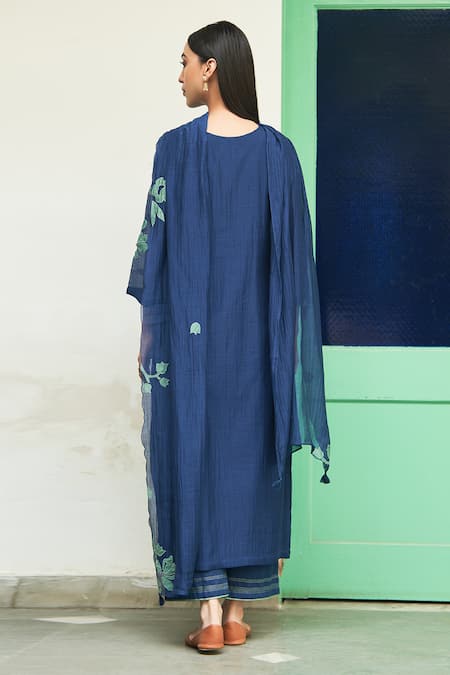 Shop Vaayu Blue Muslin Embroidery, Applique Round Neck Floral Work Straight Kurta Pant Set at Aza Fashions Shop_Vaayu_Blue Muslin Embroidery, Applique Round Neck Floral Work Straight Kurta Pant Set _at_Aza_Fashions