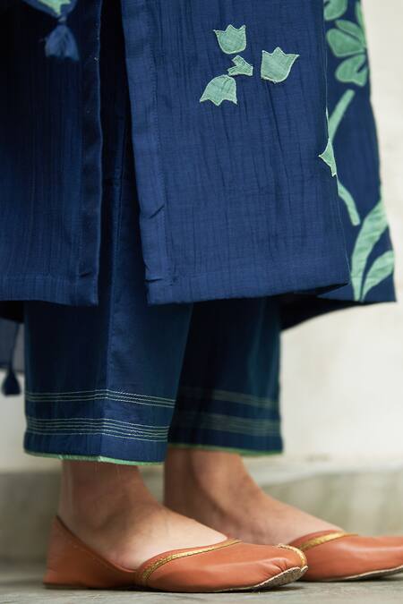 Vaayu Blue Muslin Embroidery, Applique Round Neck Floral Work Straight Kurta Pant Set at Aza Fashions Vaayu_Blue Muslin Embroidery, Applique Round Neck Floral Work Straight Kurta Pant Set _at_Aza_Fashions