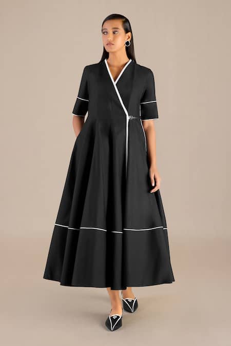 Black White Pom Pom Cape Cotton Dress - Frionkandy
