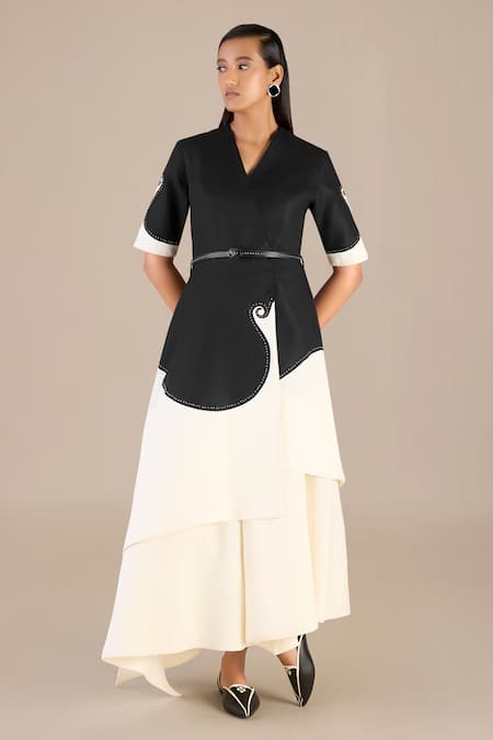 AMPM Black Pure Linen Wave Color Safa Swerve Colorblocked Jacket Skirt Set 