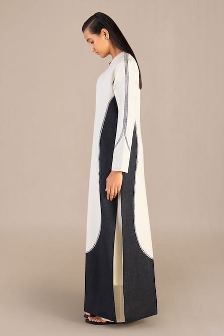 Buy_Ampm_Black Linen Embroidery Round , Open Ifza Printed Jacket Palazzo Set 