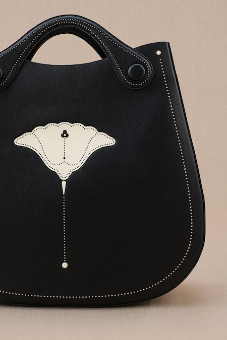 Buy Ampm Black Judy Bloom Tote Bag Buy_Ampm_Black Judy Bloom Tote Bag