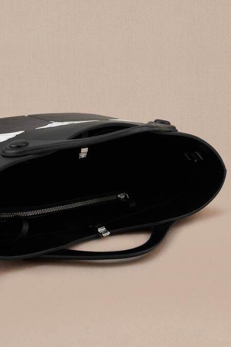 Shop_Ampm_Black Embroidery Zora Blossom Tote Bag With Detachable Pouch 