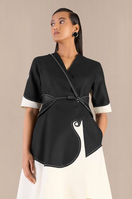 Buy_Ampm_Black Studs Ines Metal Embellished Belt_Online_at_Aza_Fashions