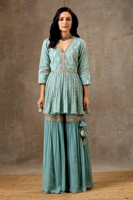 Bbaawri_Blue Banarasi Chanderi Woven Tear Drop V Neck Florette Peplum Kurta Sharara Set _Online_at_Aza_Fashions