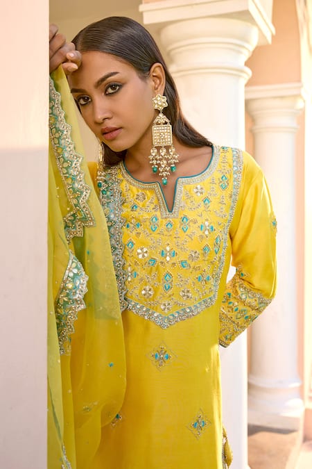 Shop_Bbaawri_Yellow Pure Chanderi Silk Embroidery Zardozi Notched Work Kurta Sharara Set _Online_at_Aza_Fashions
