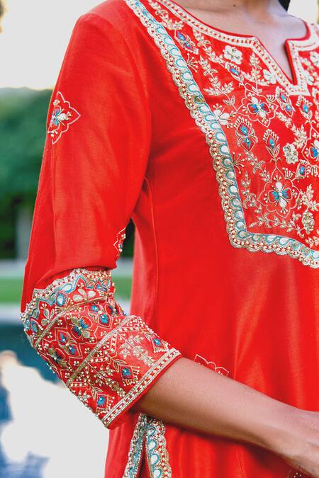 Bbaawri_Red Pure Chanderi Silk Embroidery Zardozi Notched Resham Work Kurta Sharara Set _Online_at_Aza_Fashions