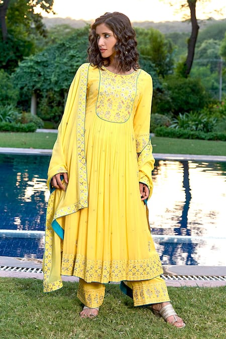 BBAAWRI Yellow Pure Georgette Embroidery Gota Patti Round Yoke Anarkali Set 