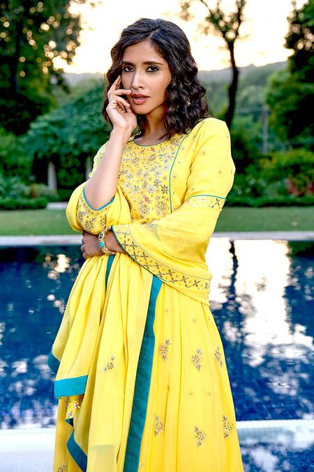 Shop_Bbaawri_Yellow Pure Georgette Embroidery Gota Patti Round Yoke Anarkali Set _Online_at_Aza_Fashions