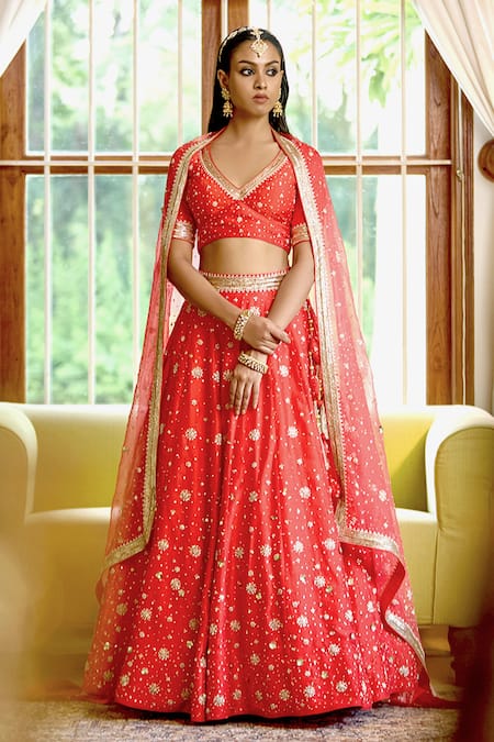 BBAAWRI Red Pure Dupion Silk Embroidery Zardozi Leaf Neck Nakshi Work Bridal Lehenga Set 