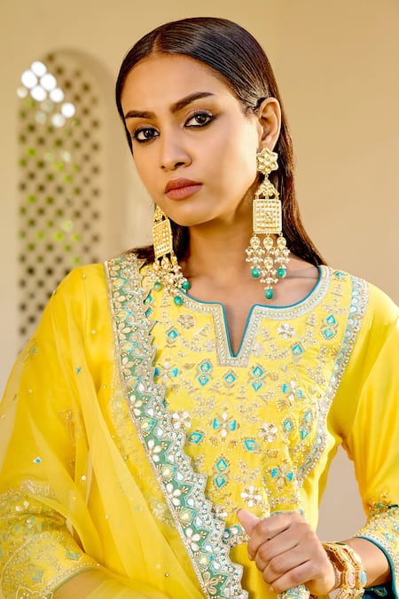 Buy_Bbaawri_Yellow Silk Organza Embroidery Thread Border Dupatta _Online_at_Aza_Fashions