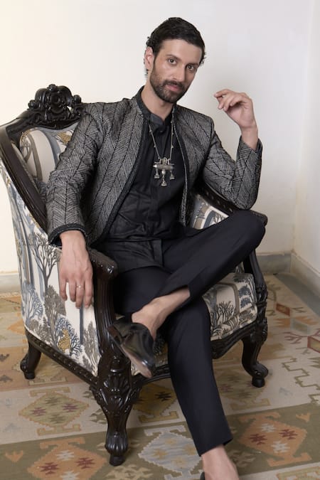 Shop Gargee Designers Black Linen Embroidery Siyah Makhmal Bandhgala Pant Set  at Aza Fashions Shop_Gargee Designers_Black Linen Embroidery Siyah Makhmal Bandhgala Pant Set _at_Aza_Fashions