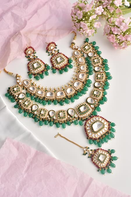 Shop_Swabhimann_Green Imitation Diamonds Geometric Polki Embellished Layered Necklace Set _at_Aza_Fashions