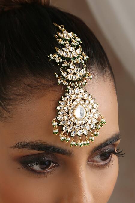 Swabhimann_Green Moissanite Polki Embellished Maangtikka _Online_at_Aza_Fashions