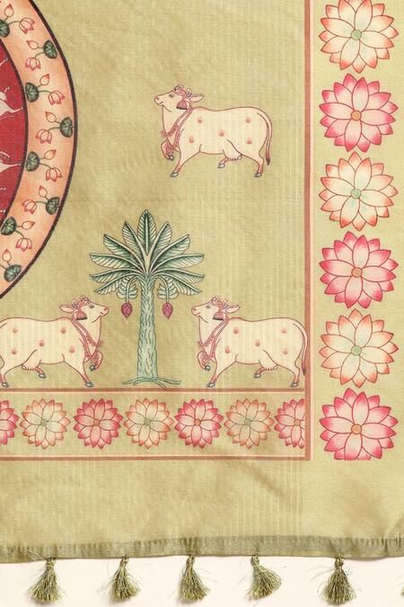 Sayisha_Green Silk Floral Motif Saree With Running Blouse_at_Aza_Fashions