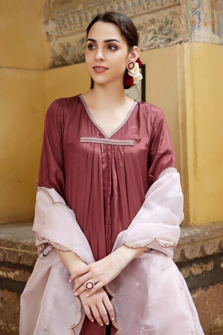 Buy Seher Jaipur Brown Muslin, Silk Embroidery V-neck Aiza Gathered Kurta Pant Set Online at Aza Fashions Buy_Seher Jaipur_Brown Muslin, Silk Embroidery V-neck Aiza Gathered Kurta Pant Set _Online_at_Aza_Fashions