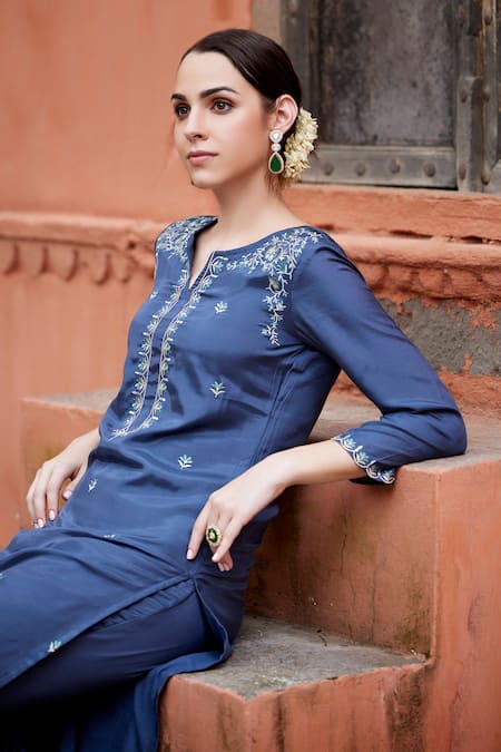 Seher Jaipur_Blue Muslin, Silk Embroidery Round Neck Amena Floral Kurta Set _at_Aza_Fashions