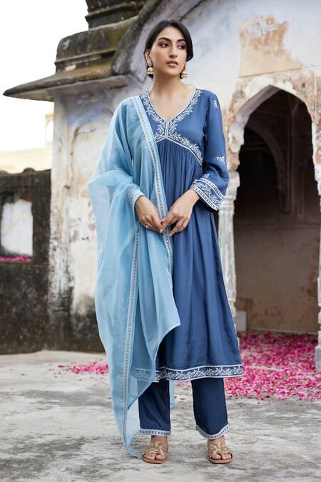 Seher Jaipur_Blue Muslin, Silk Embroidery V-neck Sofia Floral Anarkali Set _Online_at_Aza_Fashions