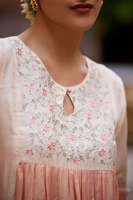 Shop_Seher Jaipur_Peach Muslin, Silk Embroidery Keyhole Neck Venya Floral Kurta Set_Online_at_Aza_Fashions