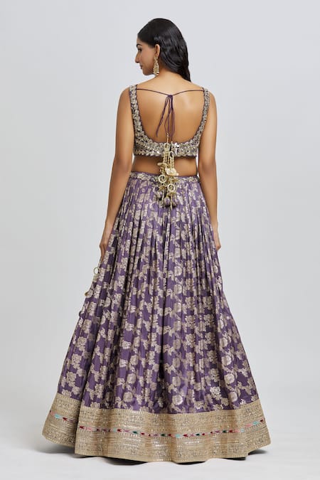 Meenagurnam Floral Pattern Lehenga Set 