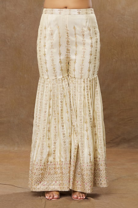 Shop Meenagurnam Gold Tissue Embroidery Sequin Sweetheart Neck And Zari Work Kurta Sharara Set Online at Aza Fashions Shop_Meenagurnam_Gold Tissue Embroidery Sequin Sweetheart Neck And Zari Work Kurta Sharara Set _Online_at_Aza_Fashions