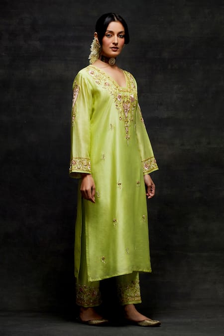 Buy Anantaa By Roohi Green Silk, Chanderi Sequins, Embroidery V-neck Zardozi Work Kurta And Pant Set Online at Aza Fashions Buy_Anantaa By Roohi_Green Silk, Chanderi Sequins, Embroidery V-neck Zardozi Work Kurta And Pant Set _Online_at_Aza_Fashions