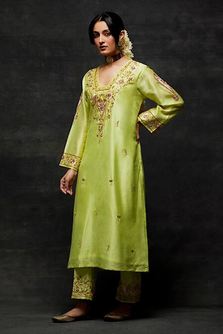 Shop Anantaa By Roohi Green Silk, Chanderi Sequins, Embroidery V-neck Zardozi Work Kurta And Pant Set Online at Aza Fashions Shop_Anantaa By Roohi_Green Silk, Chanderi Sequins, Embroidery V-neck Zardozi Work Kurta And Pant Set _Online_at_Aza_Fashions