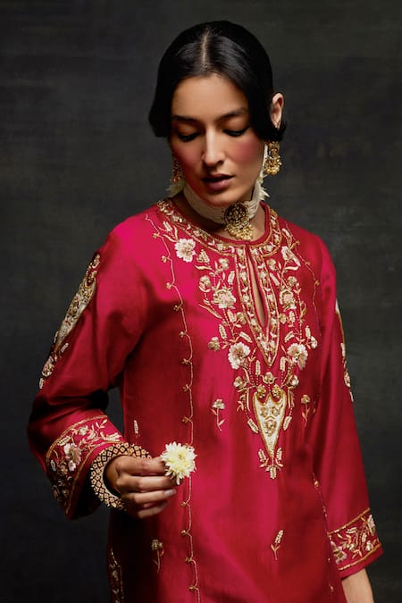 Anantaa By Roohi_Red Silk, Chanderi Pearls, Diamonds, Zari, Embroidered Short Kurta And Salwar Set _at_Aza_Fashions