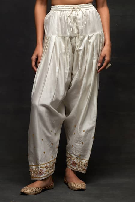 Anantaa By Roohi_Off White Silk, Chanderi Embroidery, Zardozi Work Short Kurta And Salwar Set _Online_at_Aza_Fashions