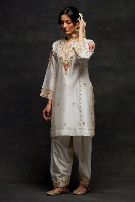 Buy_Anantaa By Roohi_Off White Silk, Chanderi Embroidery, Zardozi Work Short Kurta And Salwar Set _Online_at_Aza_Fashions