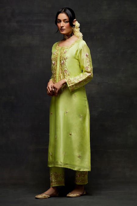 Buy Anantaa By Roohi Green Silk, Chanderi Pearls, Embroidery Round Floral Pattern Kurta And Pant Set Online at Aza Fashions Buy_Anantaa By Roohi_Green Silk, Chanderi Pearls, Embroidery Round Floral Pattern Kurta And Pant Set _Online_at_Aza_Fashions