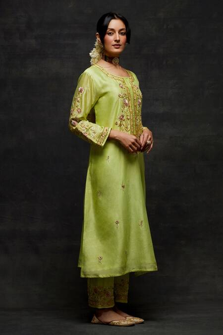 Shop Anantaa By Roohi Green Silk, Chanderi Pearls, Embroidery Round Floral Pattern Kurta And Pant Set Online at Aza Fashions Shop_Anantaa By Roohi_Green Silk, Chanderi Pearls, Embroidery Round Floral Pattern Kurta And Pant Set _Online_at_Aza_Fashions