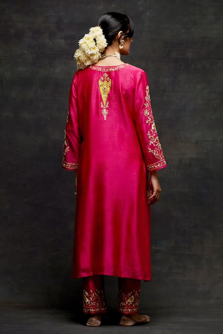 Shop Anantaa By Roohi Fuchsia Silk, Chanderi Pearls, Sequins, Zari Flower Embroidered Kurta And Pant Set at Aza Fashions Shop_Anantaa By Roohi_Fuchsia Silk, Chanderi Pearls, Sequins, Zari Flower Embroidered Kurta And Pant Set _at_Aza_Fashions