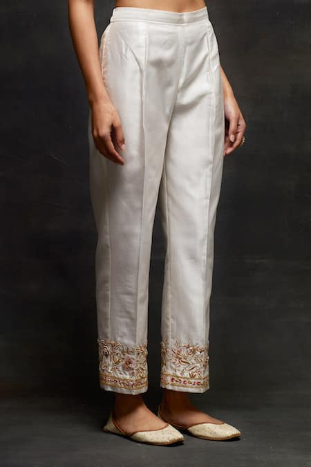 Anantaa By Roohi Off White Silk, Chanderi Cut Work, Embroidery Floral Butti Kurta And Pant Set Online at Aza Fashions Anantaa By Roohi_Off White Silk, Chanderi Cut Work, Embroidery Floral Butti Kurta And Pant Set _Online_at_Aza_Fashions