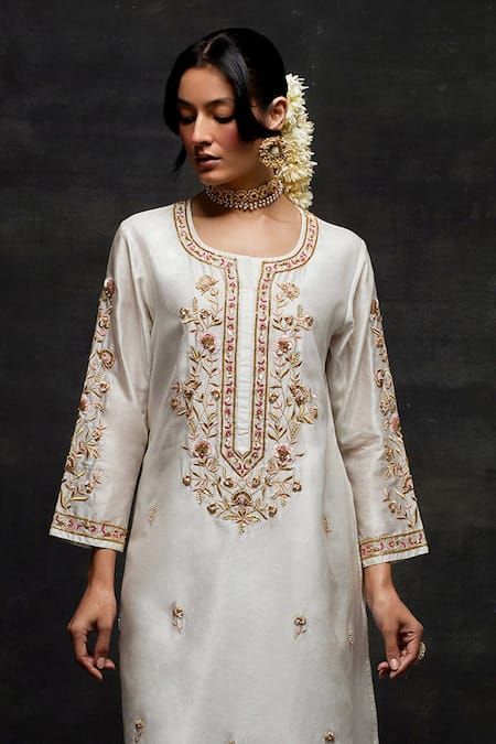 Buy Anantaa By Roohi Off White Silk, Chanderi Cut Work, Embroidery Floral Butti Kurta And Pant Set Online at Aza Fashions Buy_Anantaa By Roohi_Off White Silk, Chanderi Cut Work, Embroidery Floral Butti Kurta And Pant Set _Online_at_Aza_Fashions