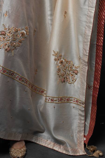 Anantaa By Roohi Cream Silk, Chanderi Sequins, Beads Floral Embroidered Dupatta Online at Aza Fashions Anantaa By Roohi_Cream Silk, Chanderi Sequins, Beads Floral Embroidered Dupatta _Online_at_Aza_Fashions