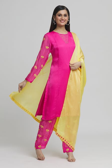 Buy_Samyukta Singhania_Pink Satin, Georgette, Organza Embroidery Round Floral Placement Kurta Pant Set _Online_at_Aza_Fashions