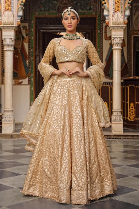 Buy_Neha Khullar_Beige Organza, Net, Chanderi Silk Woven Geometric Pattern Bridal Lehenga Set 