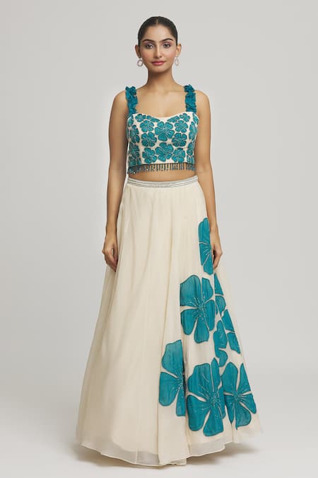 Samyukta Singhania_Off White Organza Applique, Crystals Square Neck Floral Embellished Lehenga Set _Online_at_Aza_Fashions