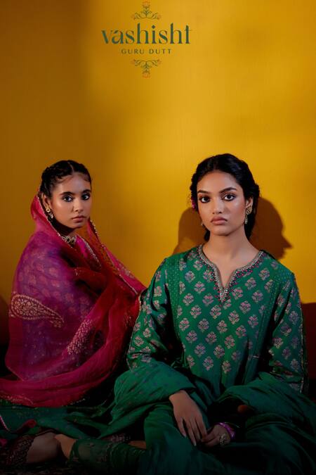 Buy_Vashisht Guru Dutt_Green Silk Organza, Handloom Cotton, Chanderi Block Print Anarkali Pant Set 