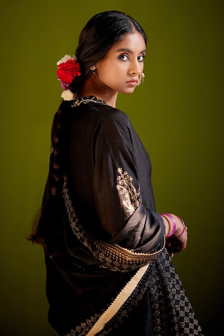 Shop_Vashisht Guru Dutt_Black Dupion Silk Printed Thread Scallop V Block Anarkali Pant Set _Online_at_Aza_Fashions