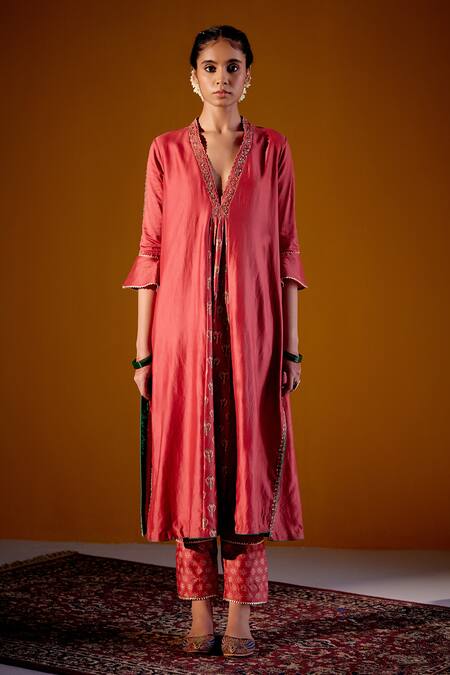 Vashisht Guru Dutt_Orange Handloom Chanderi Printed Floral V Neck Woven Block Kurta Pant Set _Online_at_Aza_Fashions