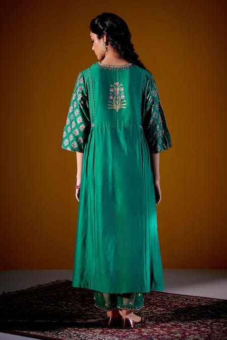 Vashisht Guru Dutt Woven Chanderi Embroidered Kurta Pant Set 