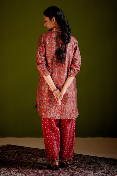 Vashisht Guru Dutt Floral Print Embroidered Kurta Salwar Set 